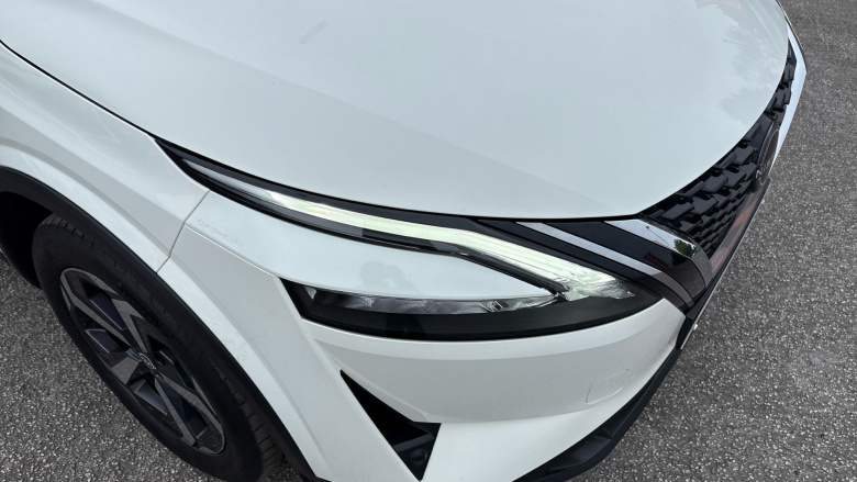 Nissan Qashqai 1.3 DiG-T MH 158 N-Connecta 5dr Xtronic Petrol Hatchback